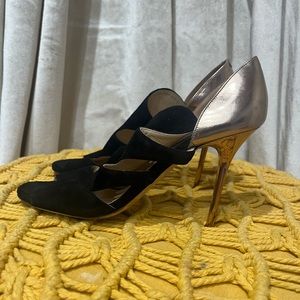 Jimmy Choo Black and Gold heels